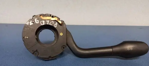 Volkswagen PASSAT B4 Indicator stalk SAE0891