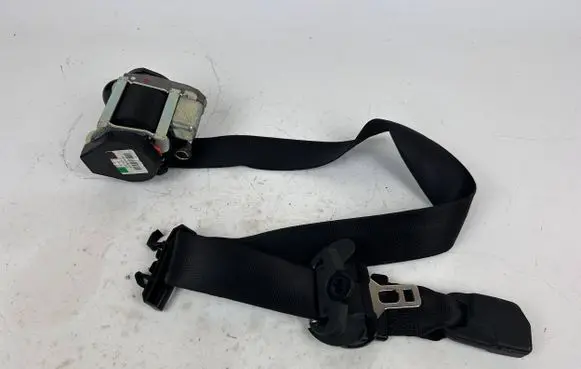 Maserati Levante Front seatbelt 634208200 6700629900