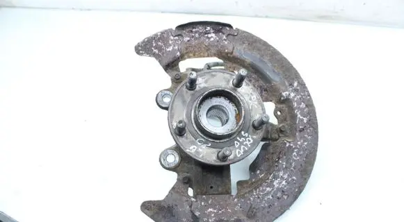 Volvo S40 Front wheel hub