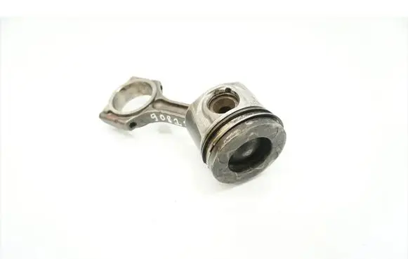 Volkswagen Jetta VI Piston with connecting rod 