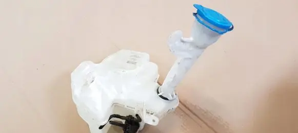 Honda Jazz Windshield washer fluid reservoir/tank