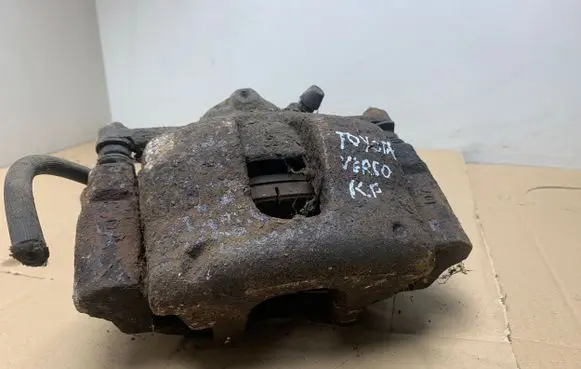 Toyota Verso Front brake caliper VE650