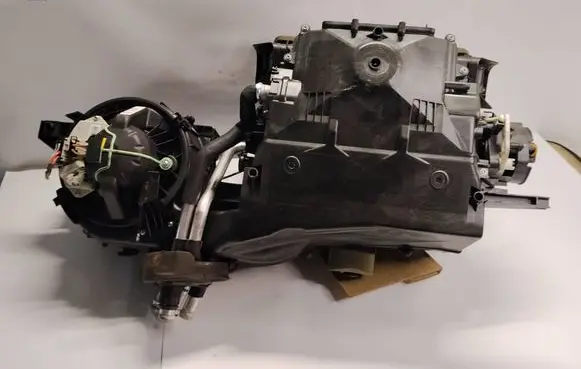 BMW 1 E81 E87 Interior heater climate box assembly 22527010 6947258 CZ4431606582