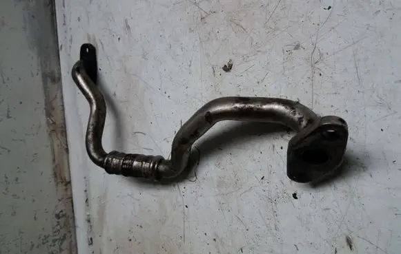 Volvo S80 Turbo turbocharger oiling pipe/hose