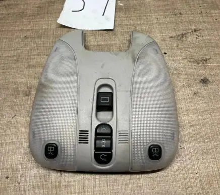 Mercedes-Benz E W211 Other interior light A2158202883 149237 32017E94