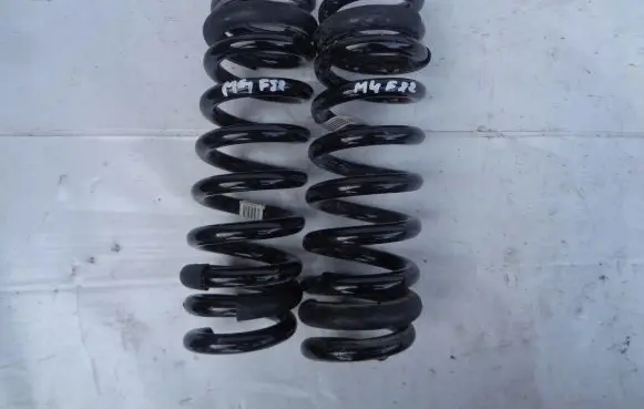 BMW M4 F82 F83 Rear coil spring