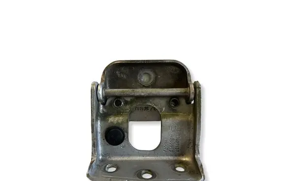Mercedes-Benz Vito Viano W447 Tailgate/trunk/boot hinge A4477401137