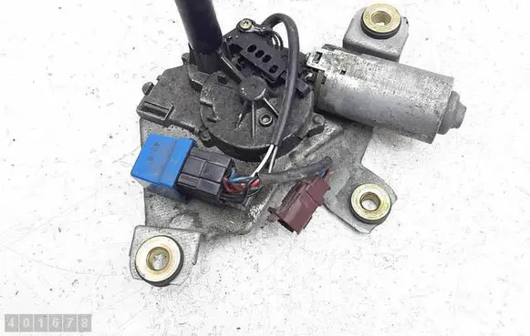 Peugeot 406 Rear window wiper motor 