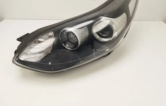 KIA Sportage Headlight/headlamp F192101200