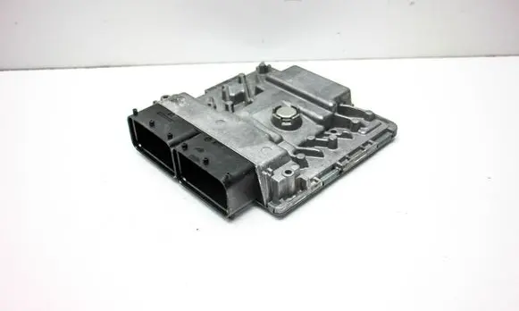 Audi Q3 F3 Engine control unit/module 06K907425J 83A906259C