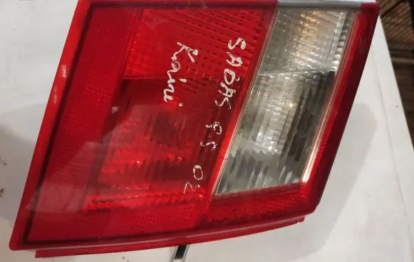Saab 9-5 Tailgate light lenses 