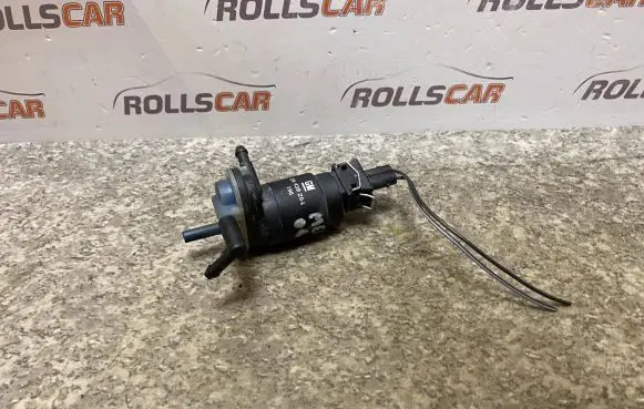 Opel Meriva A Windscreen/windshield washer pump 24439254
