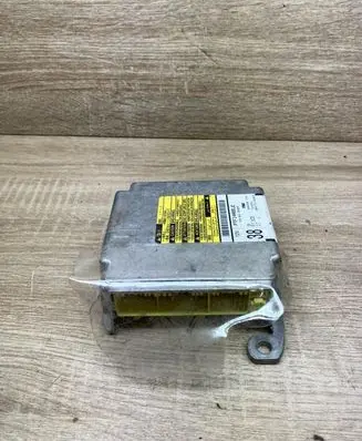 Toyota Corolla E120 E130 Airbag control unit/module 8917002M00 334748104