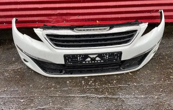 Peugeot 308 Front bumper