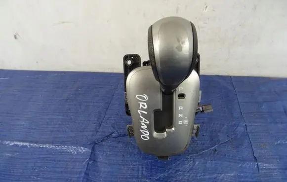 Chevrolet Orlando Gear shifter/selector