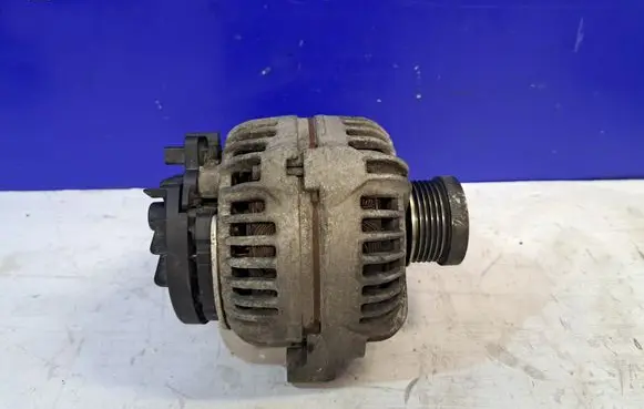 Volvo S60 Generator/alternator 30667787 0124525060