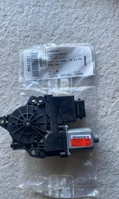 KIA Ceed Rear door window regulator motor 83460A2010 55773025