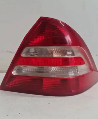 Mercedes-Benz C W203 Rear/tail lights UL03312 R001B022601