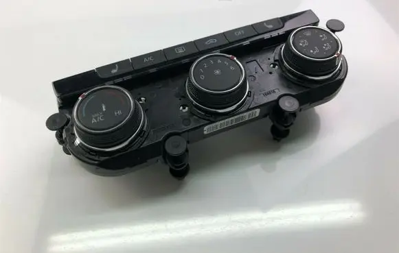 Volkswagen Golf VII Climate control unit 5G0907426K P1924