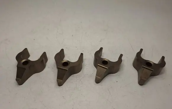 BMW 5 F10 F11 Fuel Injector clamp holder 13537809798 13534726100 13534725744