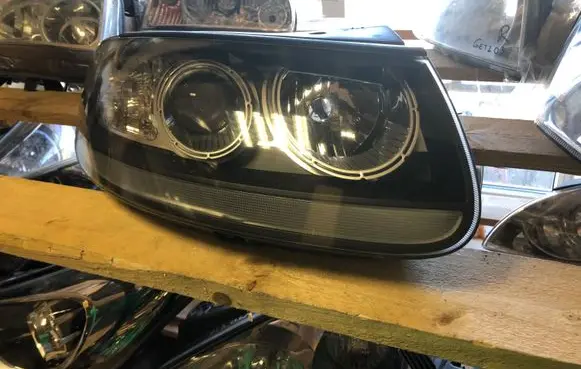 Hyundai Santa Fe Headlight/headlamp LHD11839 RHD0116