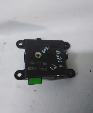 Opel Agila B Air flap motor/actuator 2S96030820