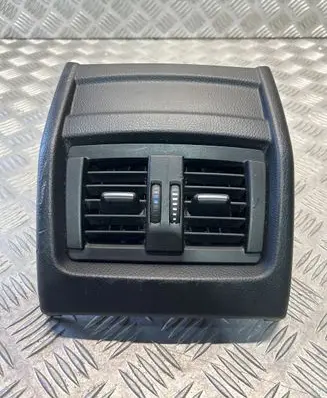 BMW 3 F30 F35 F31 Rear air vent grill 9265350
