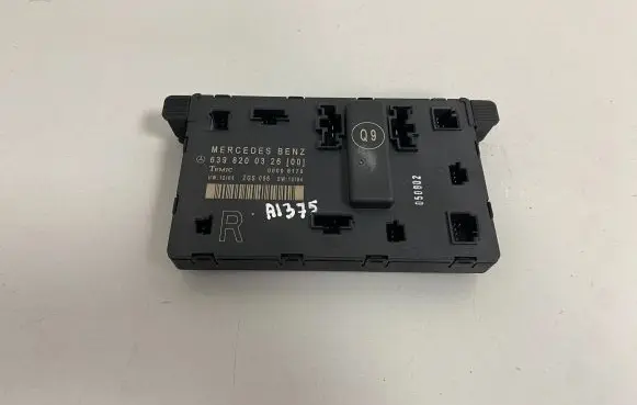 Mercedes-Benz Vito Viano W639 Door control unit/module 6398200326 00006170