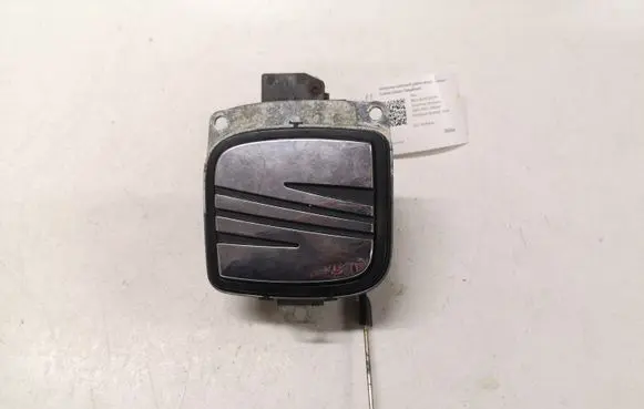 Seat Ibiza III (6L) Tailgate/trunk/boot exterior handle 1M6827565