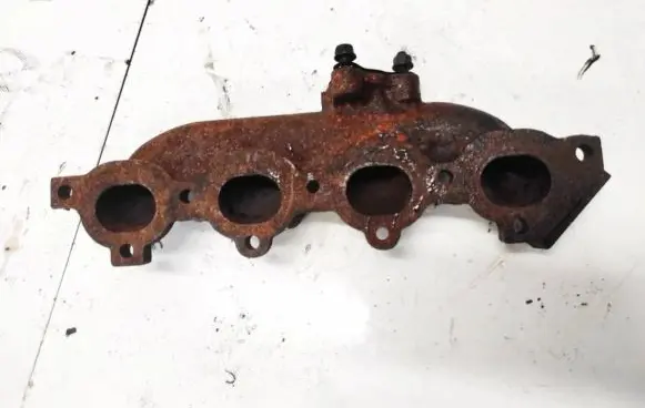 Opel Corsa C Exhaust manifold d3355x 711217