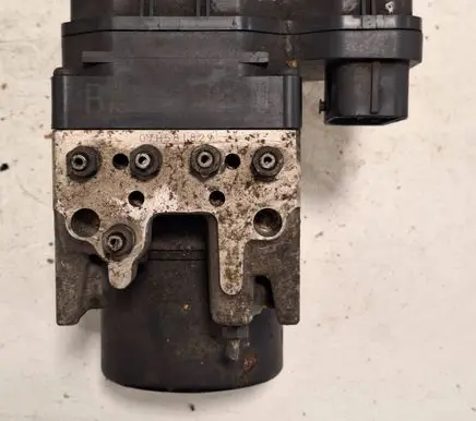 Lexus IS 220D-250-350 ABS Pump 8954153110 1338008650 4454053240