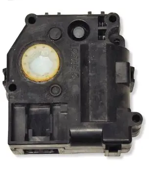 Lexus IS III XE30 Air flap motor/actuator 0638002120