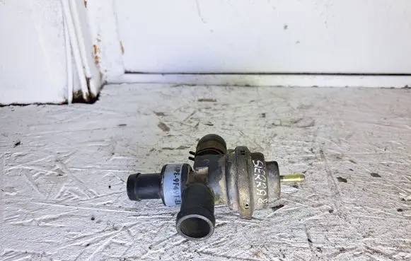 Ford Sierra Coolant heater control valve E4PE9F491EA