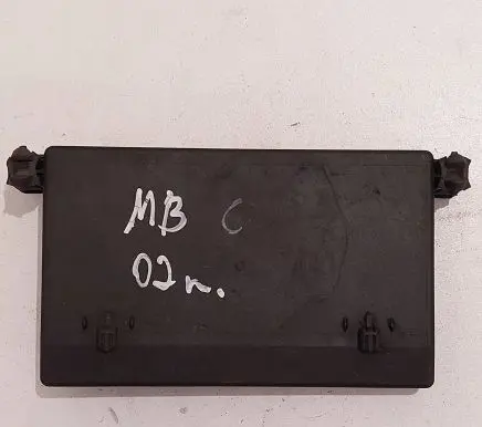 Mercedes-Benz C W203 Door control unit/module 203820632602 351307 W1110