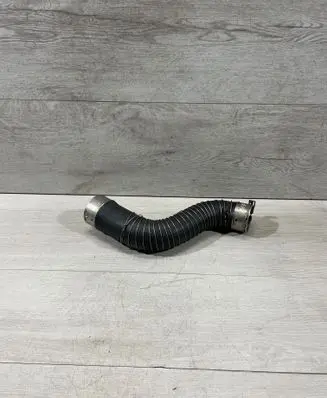 Intercooler hose/pipe