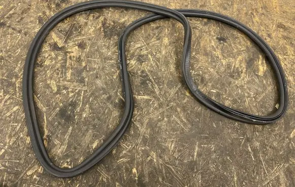BMW 3 G20 G21 Trunk rubber seal (body) 