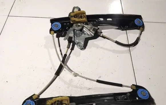 Audi 80 90 S2 B4 Sliding door window regulator with motor 