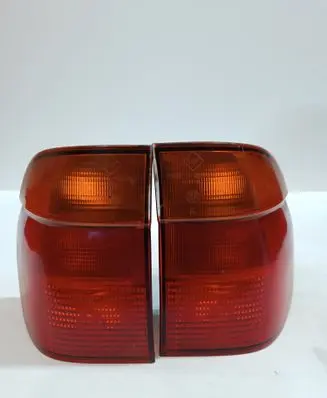 BMW 5 E39 Rear/tail lights set 8361671 8361672