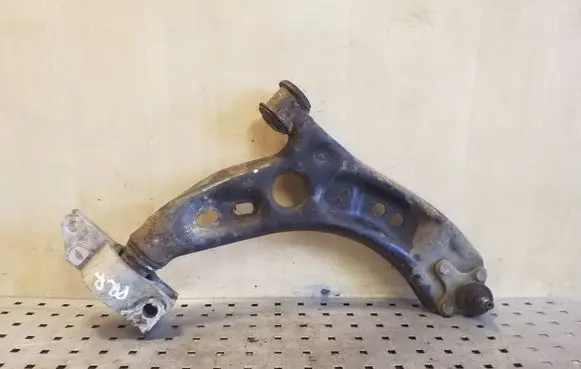 Seat Altea XL Front lower control arm/wishbone