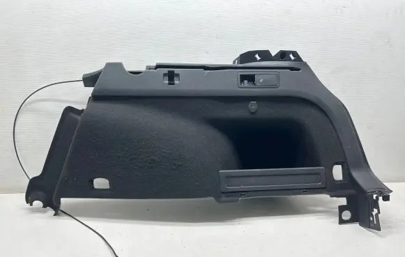 Trunk/boot lower side trim panel