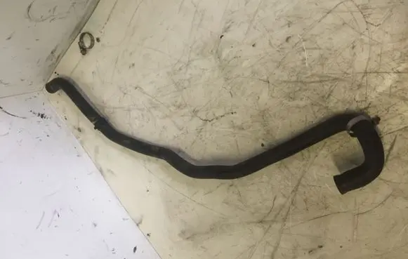 BMW X5 E70 Engine coolant pipe/hose 6955922