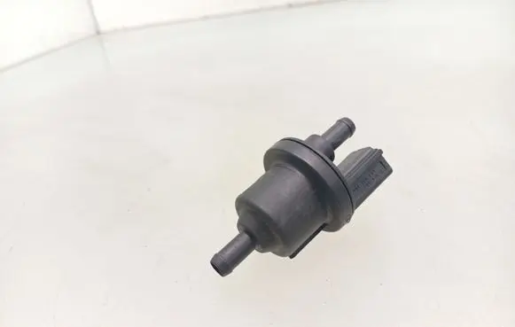 Seat Ibiza IV (6J,6P) Valve vacuum 6QE906517