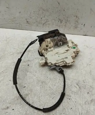 Seat Leon (1M) Front door lock 4119
