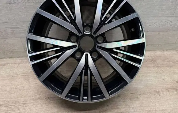 Volkswagen Beetle A5 R16 alloy rim 5C0601025BP