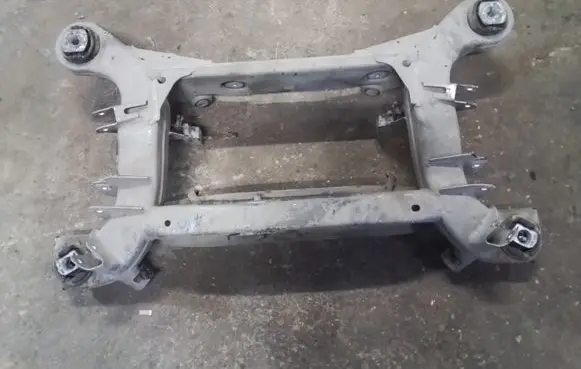 Mercedes-Benz S W220 Rear subframe 
