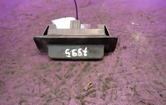 Renault Espace - Grand espace IV Tailgate/boot open switch button 8200002001