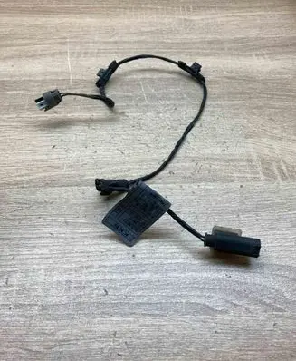 Mini One - Cooper Clubman R55 Plug wire 9126106