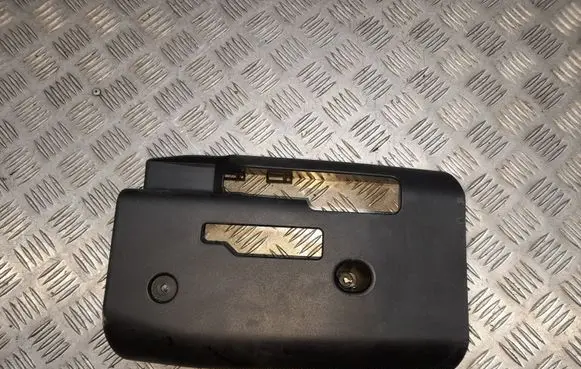 Steering wheel column trim