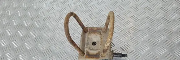 Isuzu D-Max Rear axle beam mounts housing 