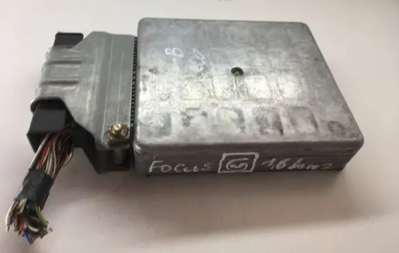Ford Focus Engine control unit/module 98AB12A532AF 028111